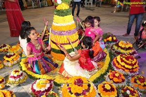 Bathukamma Celebrations Organised by Deepthi Mamidi