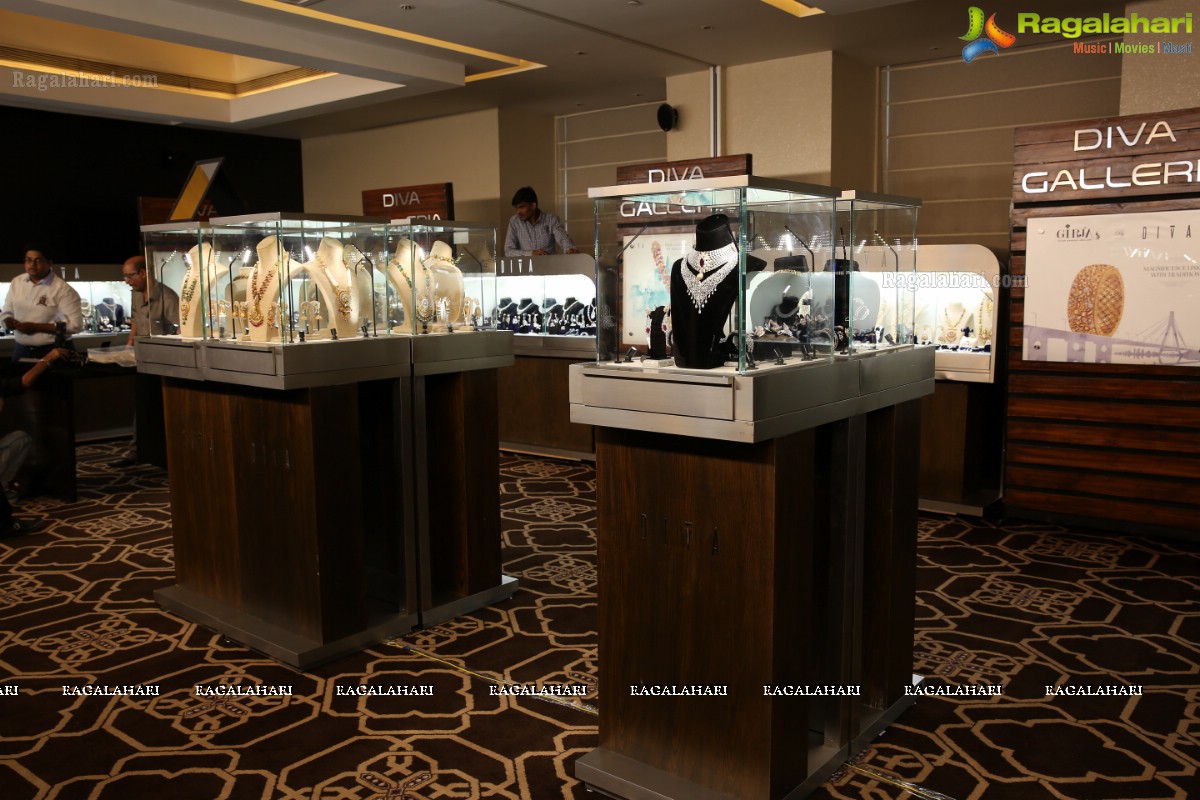 Diva Galleria - An Exhibition of Luxurious Diamond & Temple Jewellery @ Park Hyatt