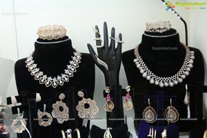 Diva Galleria - An Exhibition of Luxurious Diamond & Temple 