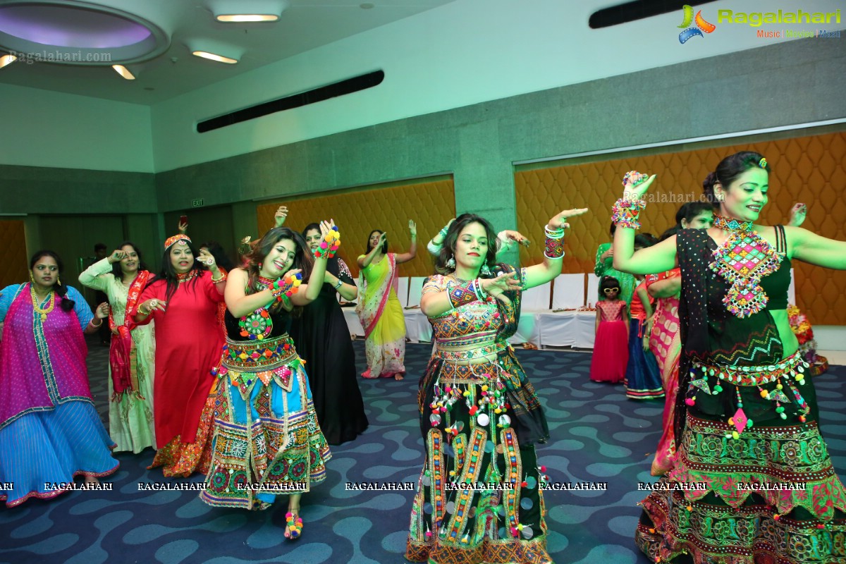 Divinos Ladies Club Navratri Dandiya Celebrations 2018