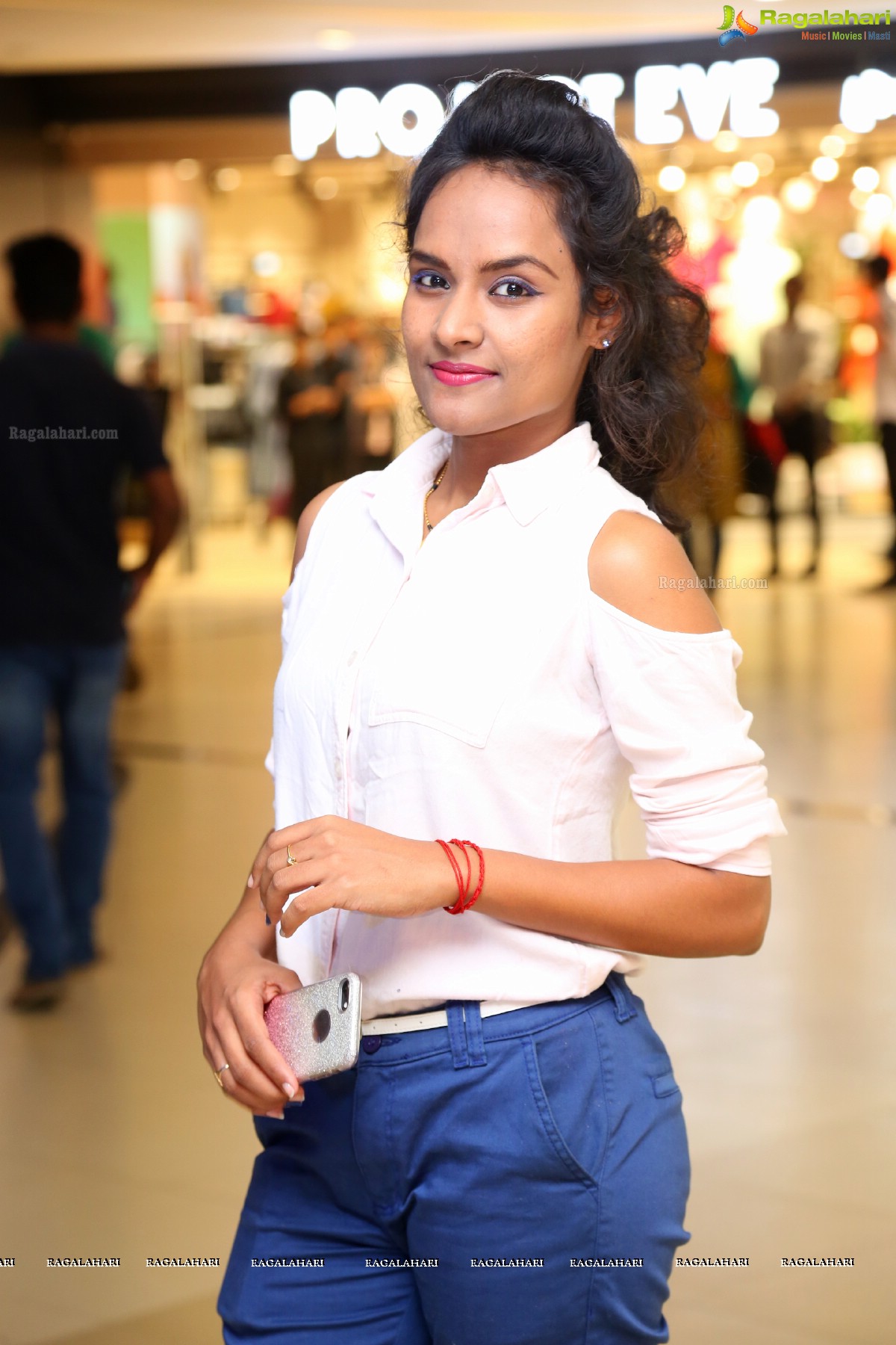 Shoppers Stop Fashion Show at Next Galleria Mall, Panjagutta