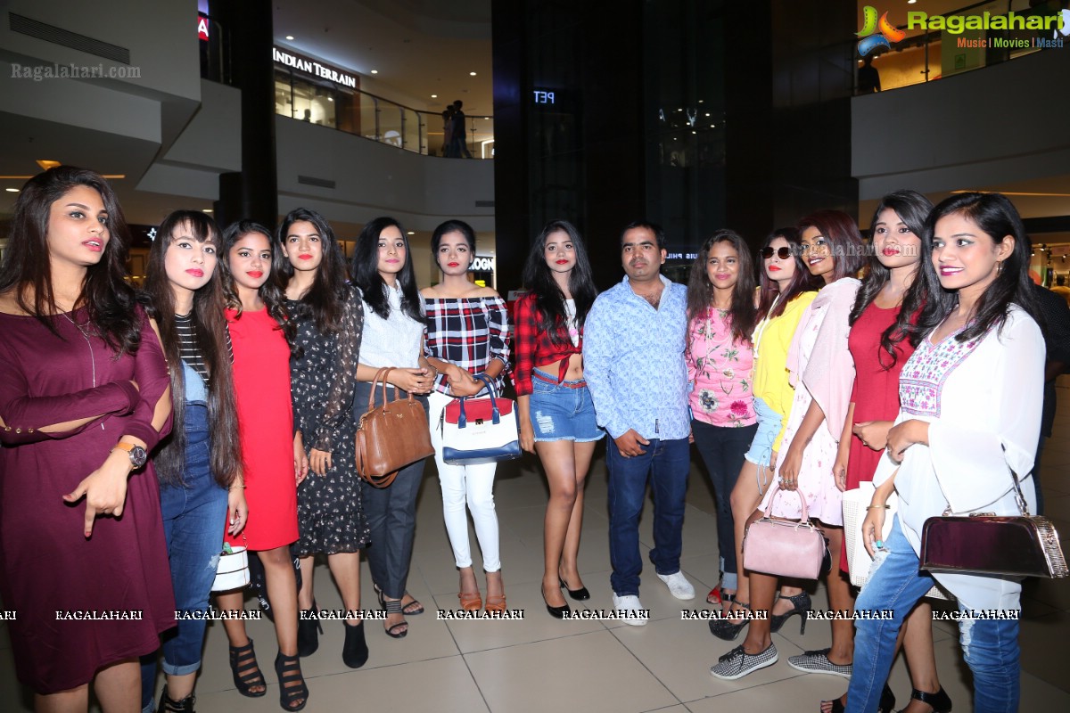 Shoppers Stop Fashion Show at Next Galleria Mall, Panjagutta