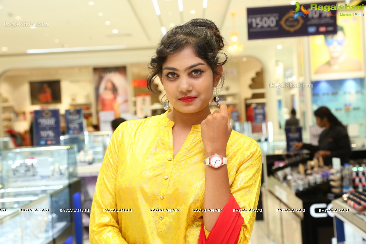 Shoppers Stop Fashion Show at Next Galleria Mall, Panjagutta