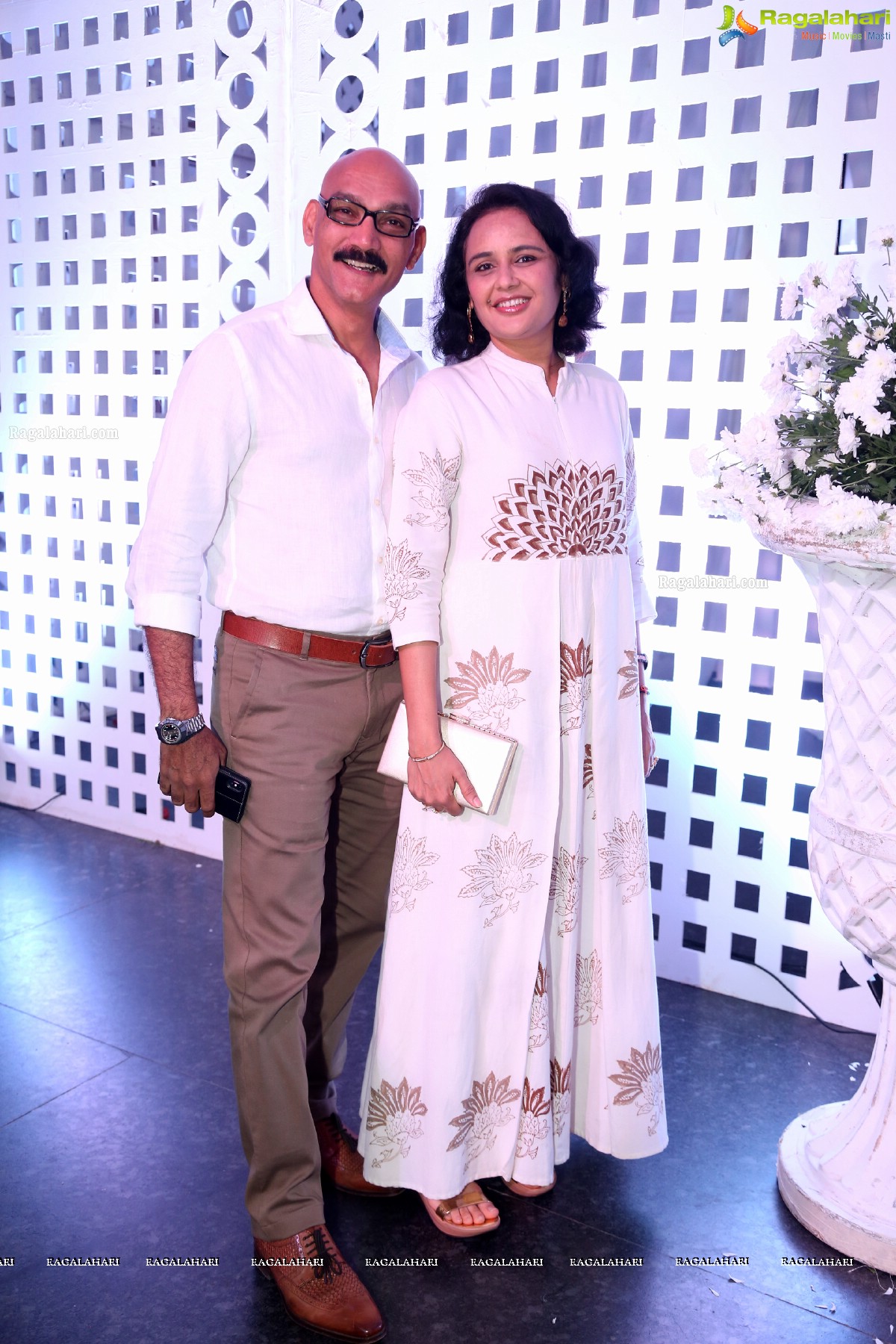 50th Wedding Anniversary of Mrs Meera Gauri & Mr Dayanand Gauri