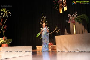 Ikebana Demonstration by Ikebana International