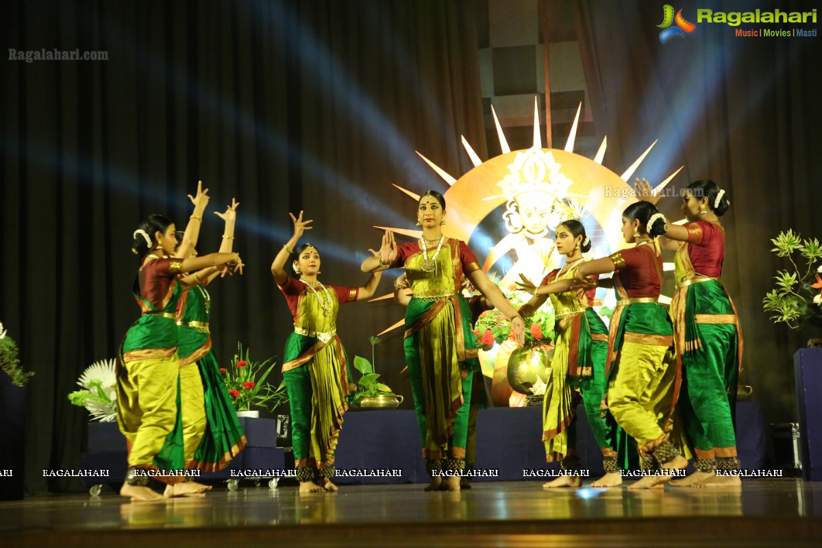 Ikebana International Hyderabad Chapter #250 Organises Ikebana Demonstration by Ho-Ren Sharda Reddy at Shilpakala Vadika