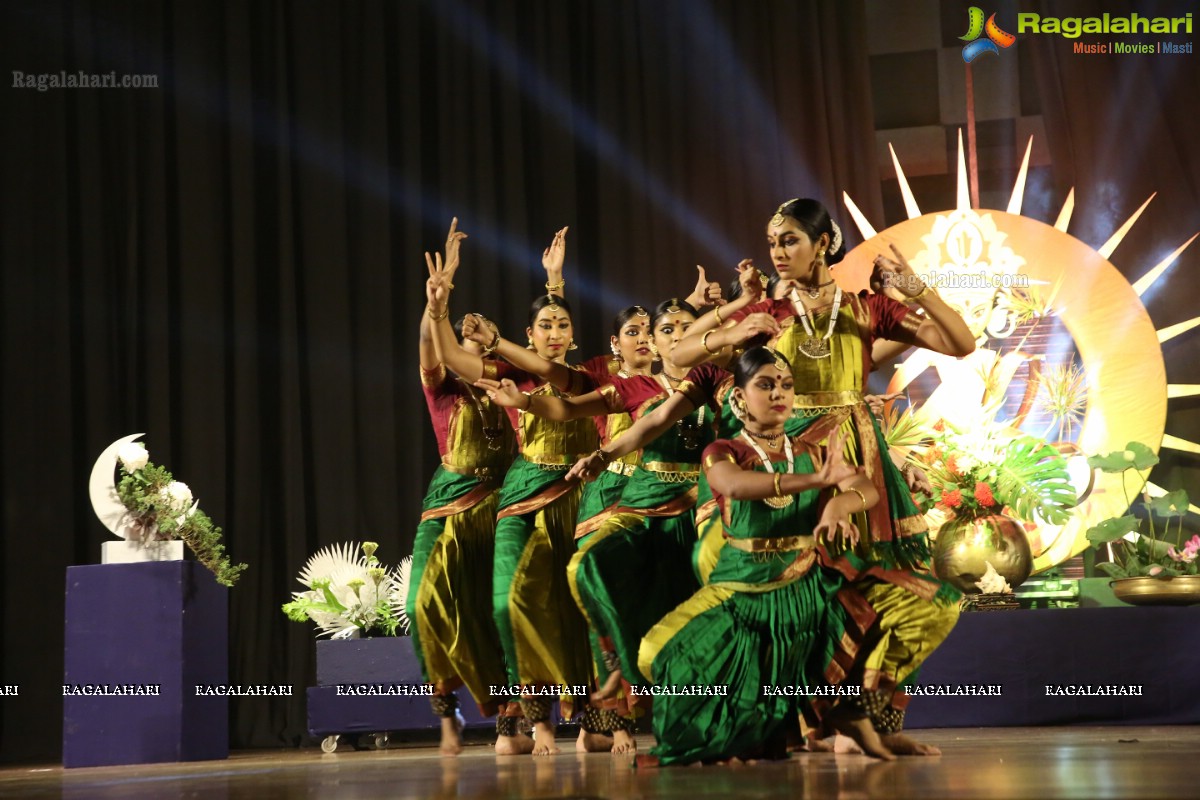 Ikebana International Hyderabad Chapter #250 Organises Ikebana Demonstration by Ho-Ren Sharda Reddy at Shilpakala Vadika