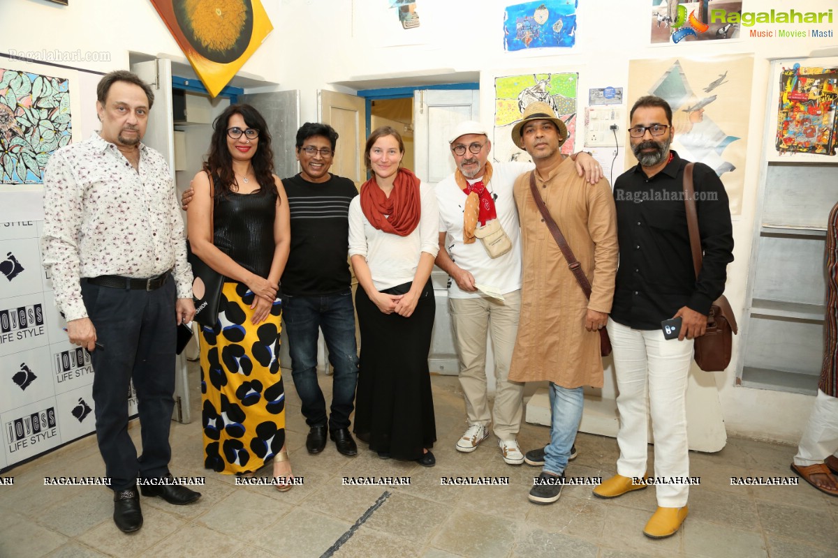 Art Show by International Artists @ Joyess Art Gallery