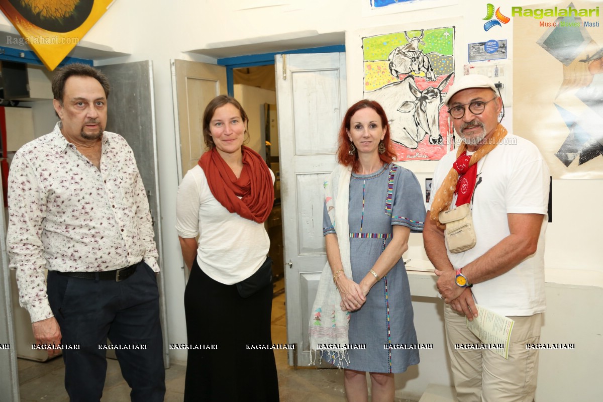 Art Show by International Artists @ Joyess Art Gallery