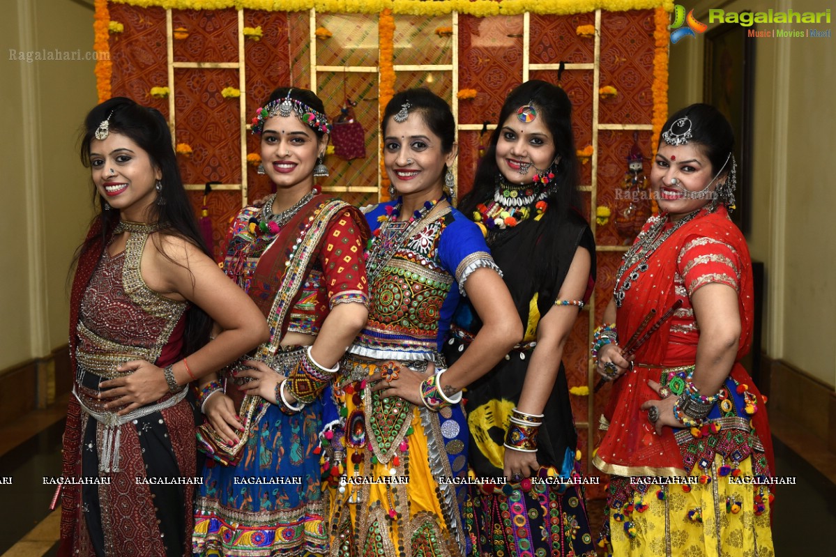 KLC Garba Festival - An Afternoon of Dancing, Fun and Food at ITC Kakatiya