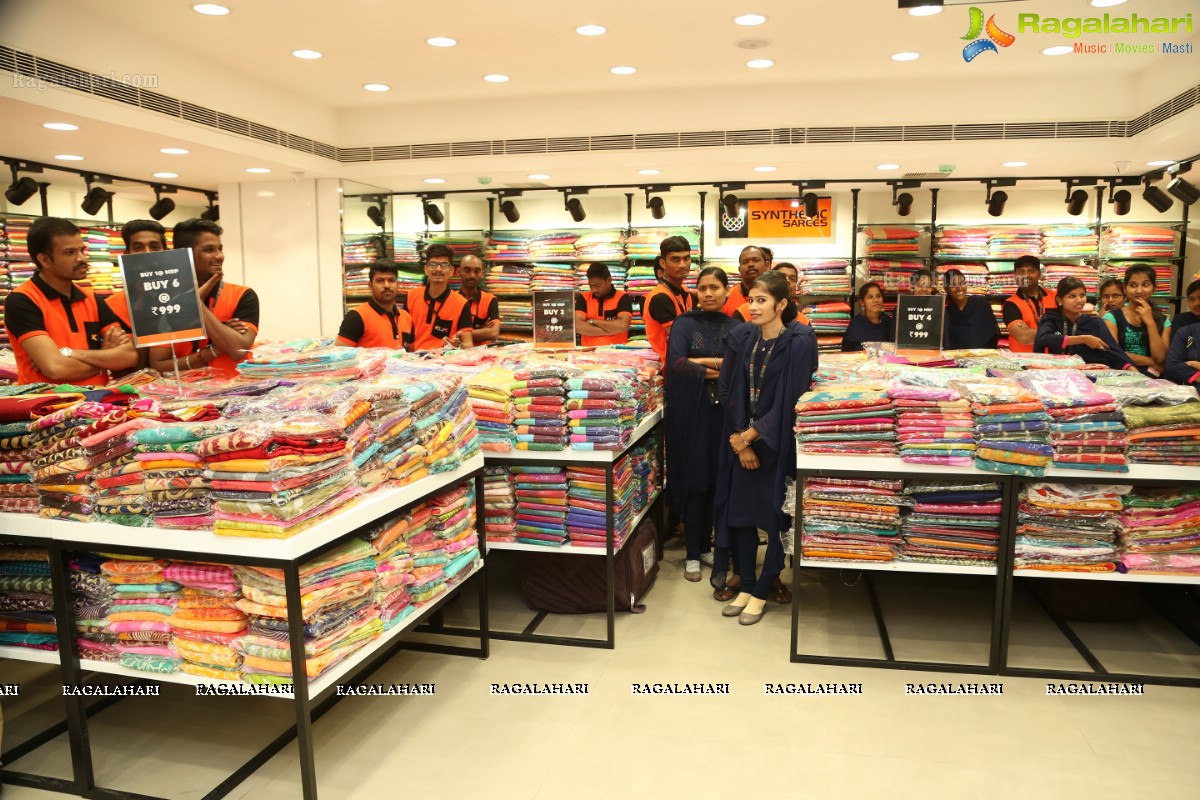 KLM Fashion Mall Launched by Payal Rajput-Karthikeya-Kaushal at Suchitra Circle
