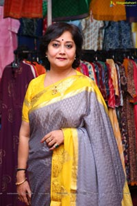 Mrs. Mamta Trivedi Launches National Silk Expo