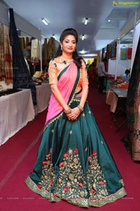 Mrs. Mamta Trivedi Launches National Silk Expo