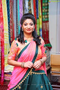 Mrs. Mamta Trivedi Launches National Silk Expo