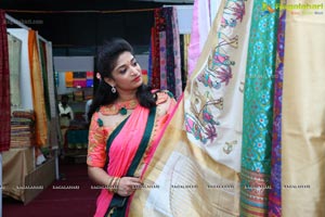 Mrs. Mamta Trivedi Launches National Silk Expo