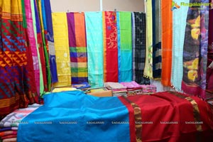 Mrs. Mamta Trivedi Launches National Silk Expo