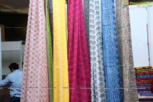 Mrs. Mamta Trivedi Launches National Silk Expo