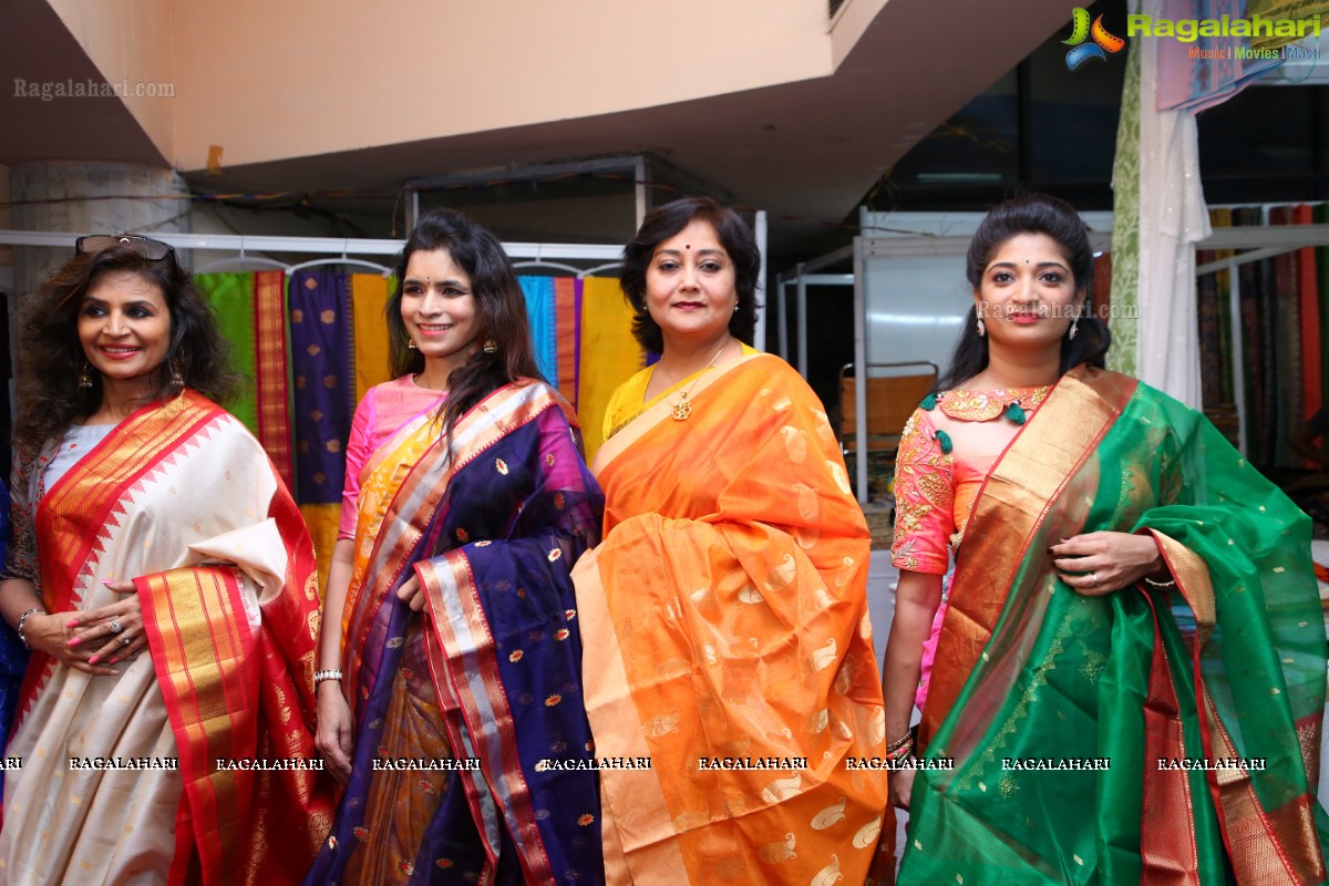 Mrs. Mamta Trivedi, Mrs India 2017 Launches National Silk Expo