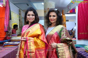 Mrs. Mamta Trivedi Launches National Silk Expo