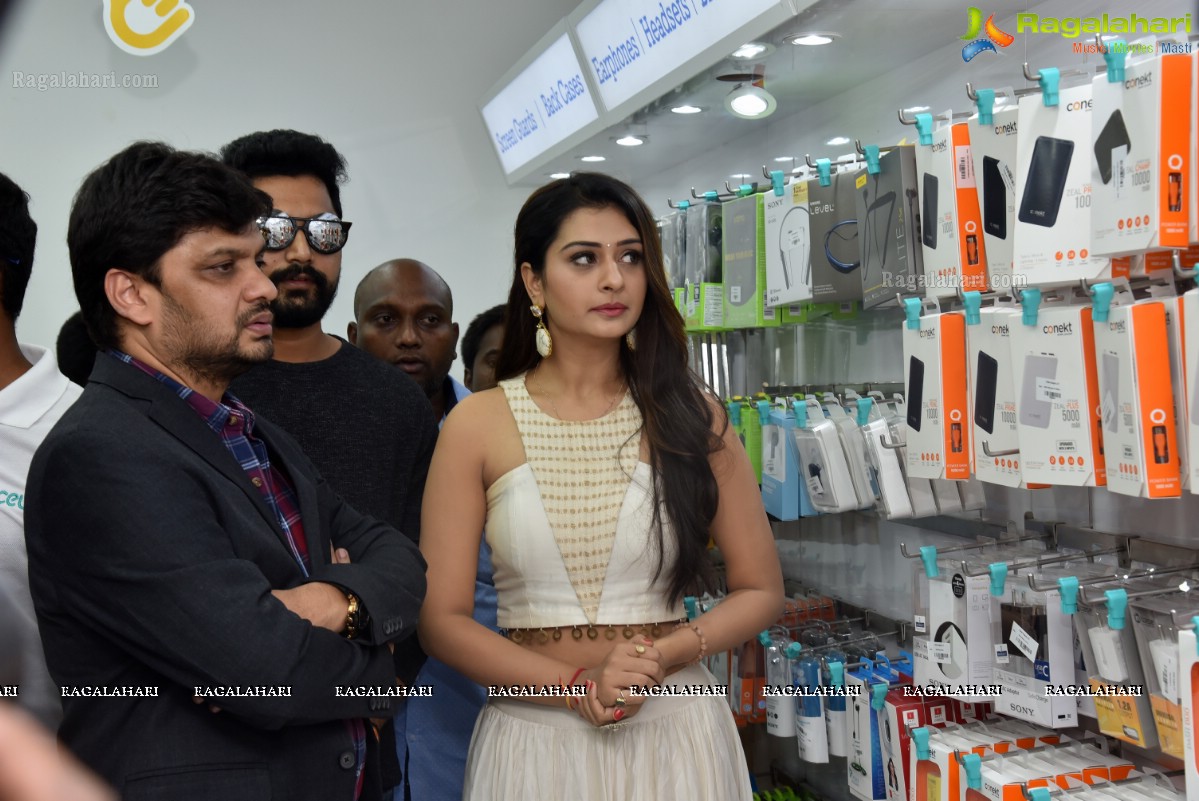 Payal Rajput Inaugurates Celekt Mobile Store