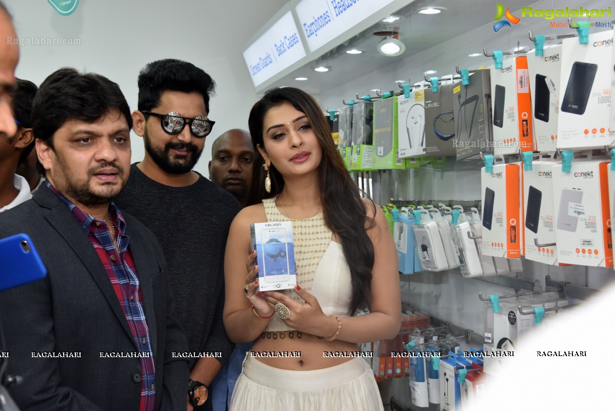 Payal Rajput Inaugurates Celekt Mobile Store