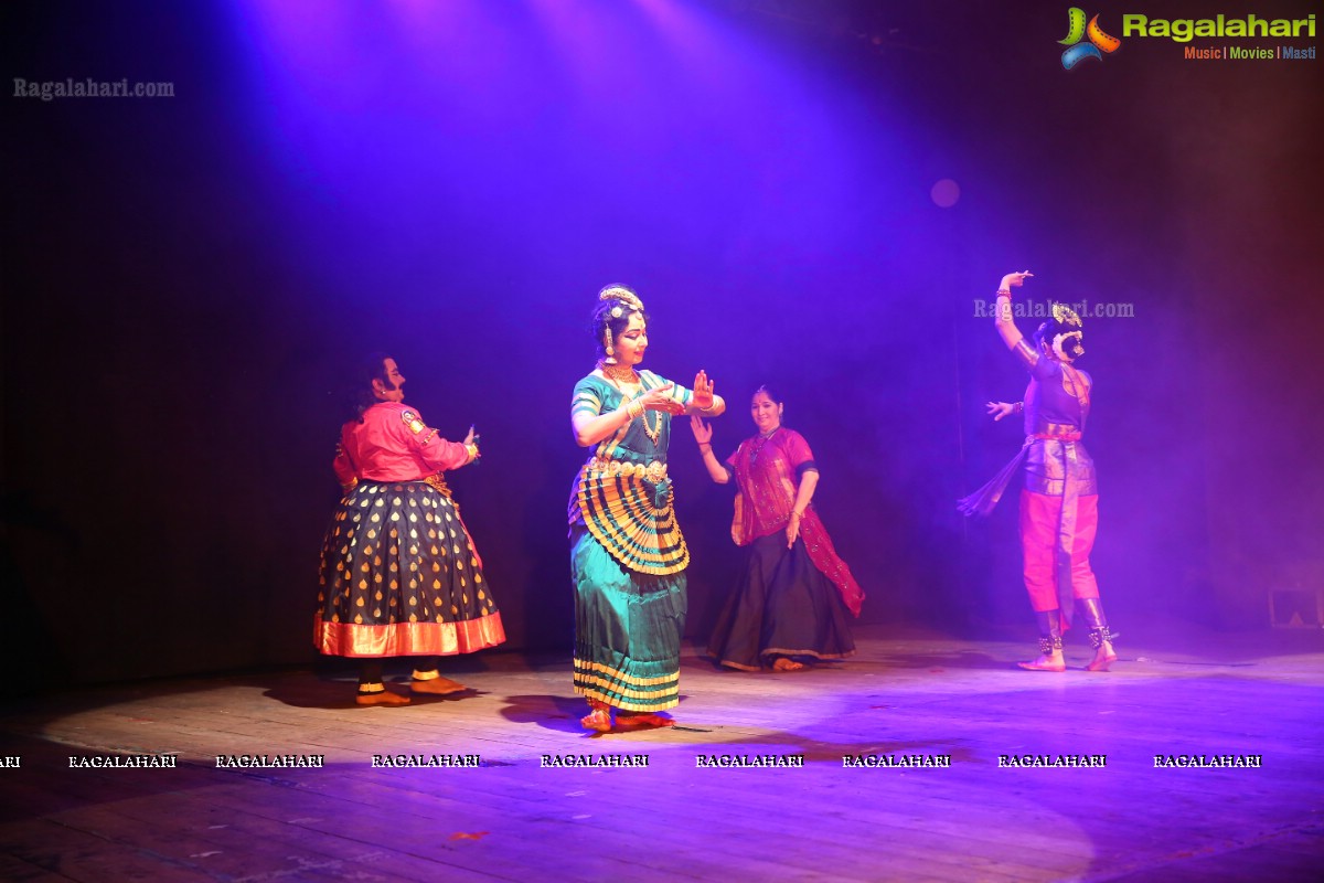 Pratidwandi Ramayana presented by Uma Dogra, Deepika Reddy, Gopika Varma, Deepak Mazumdar & Jhansi Laxmi