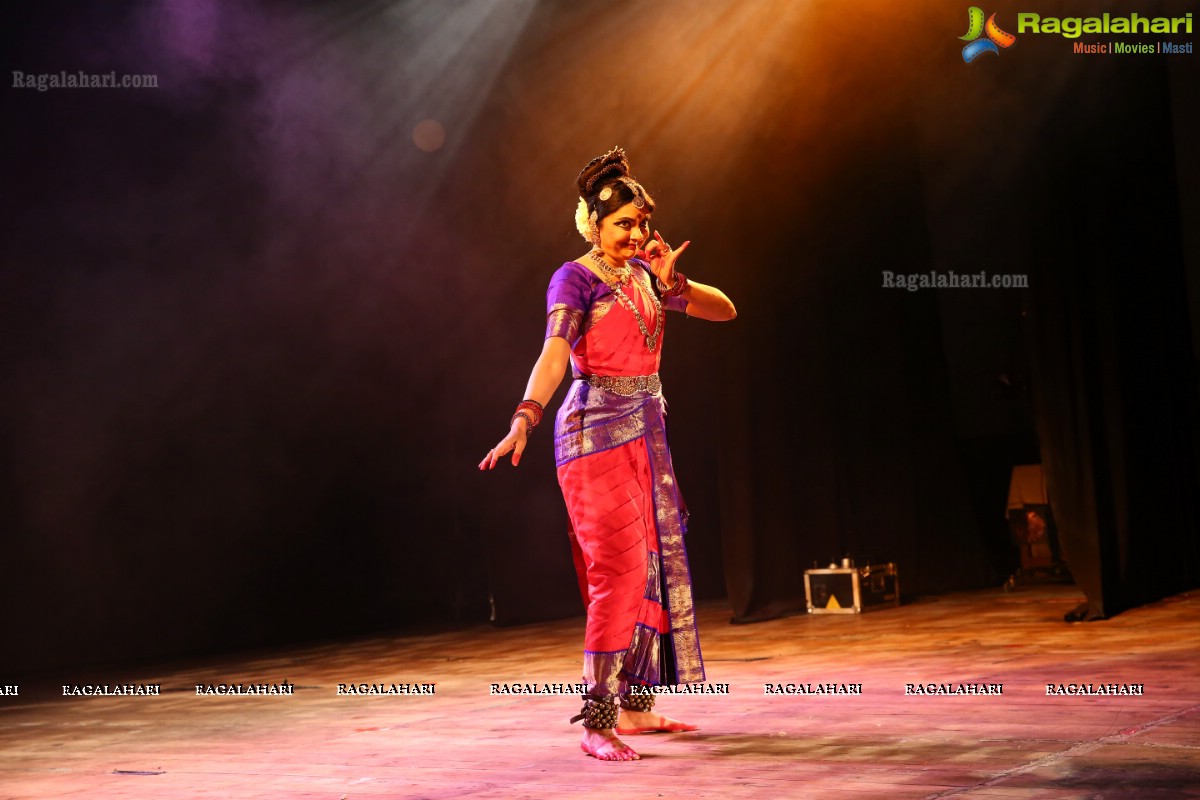 Pratidwandi Ramayana presented by Uma Dogra, Deepika Reddy, Gopika Varma, Deepak Mazumdar & Jhansi Laxmi