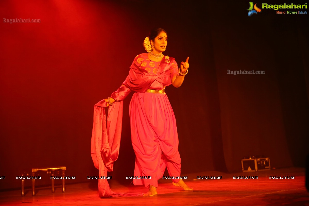 Pratidwandi Ramayana presented by Uma Dogra, Deepika Reddy, Gopika Varma, Deepak Mazumdar & Jhansi Laxmi