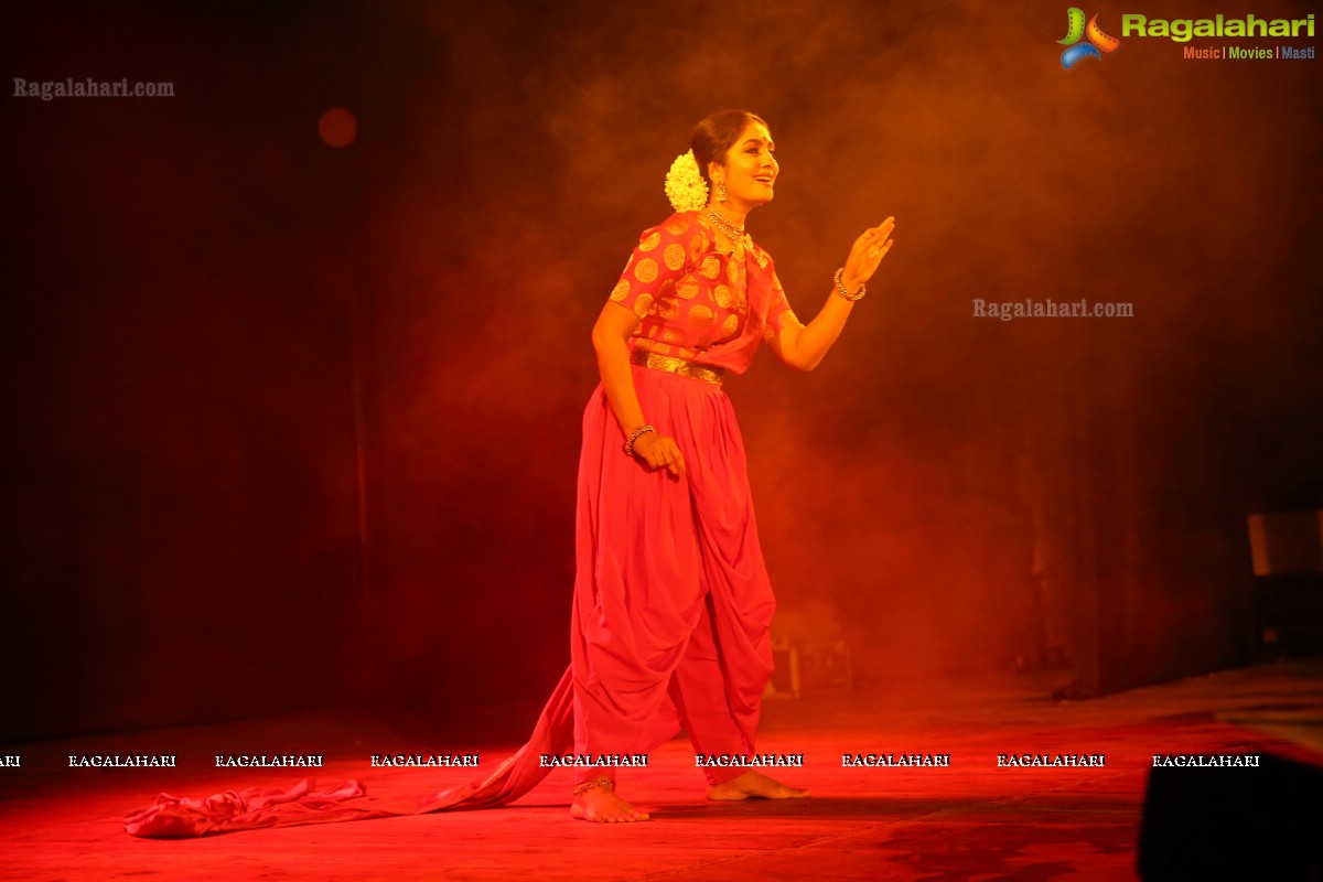 Pratidwandi Ramayana presented by Uma Dogra, Deepika Reddy, Gopika Varma, Deepak Mazumdar & Jhansi Laxmi