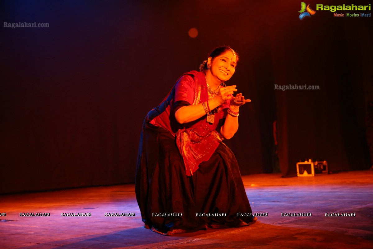 Pratidwandi Ramayana presented by Uma Dogra, Deepika Reddy, Gopika Varma, Deepak Mazumdar & Jhansi Laxmi