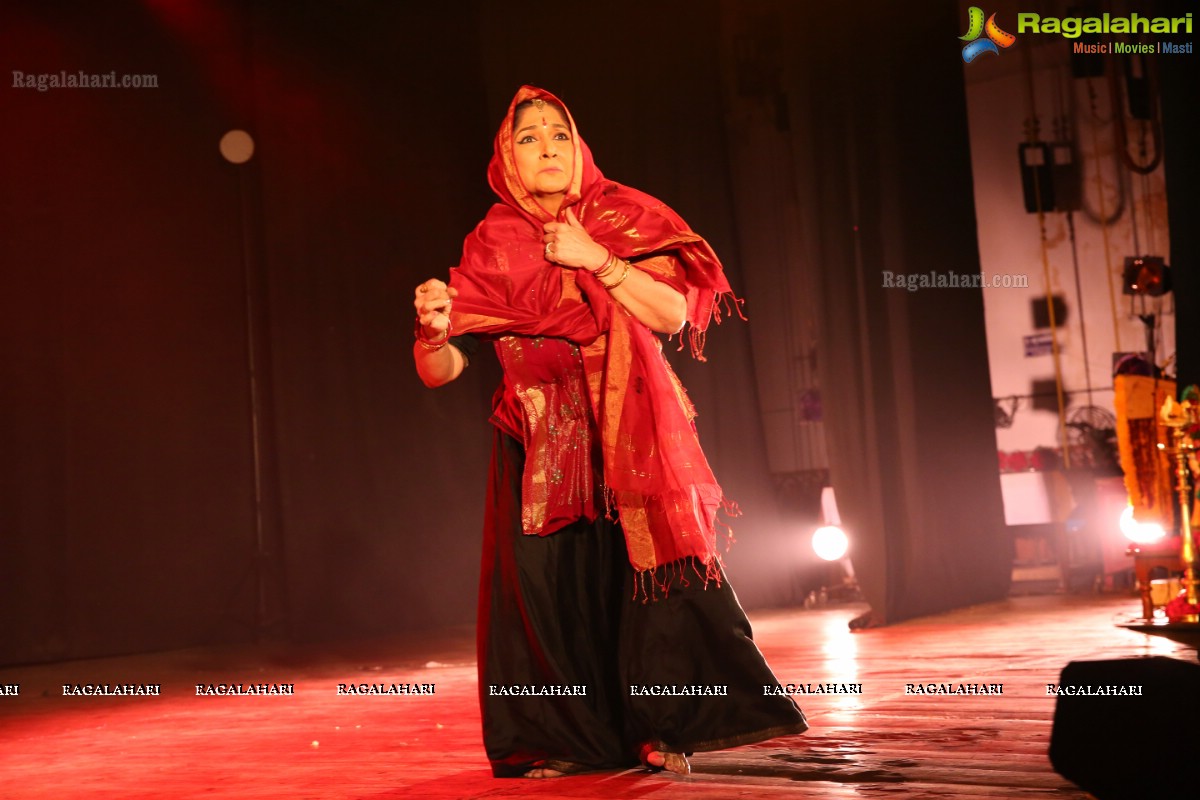 Pratidwandi Ramayana presented by Uma Dogra, Deepika Reddy, Gopika Varma, Deepak Mazumdar & Jhansi Laxmi