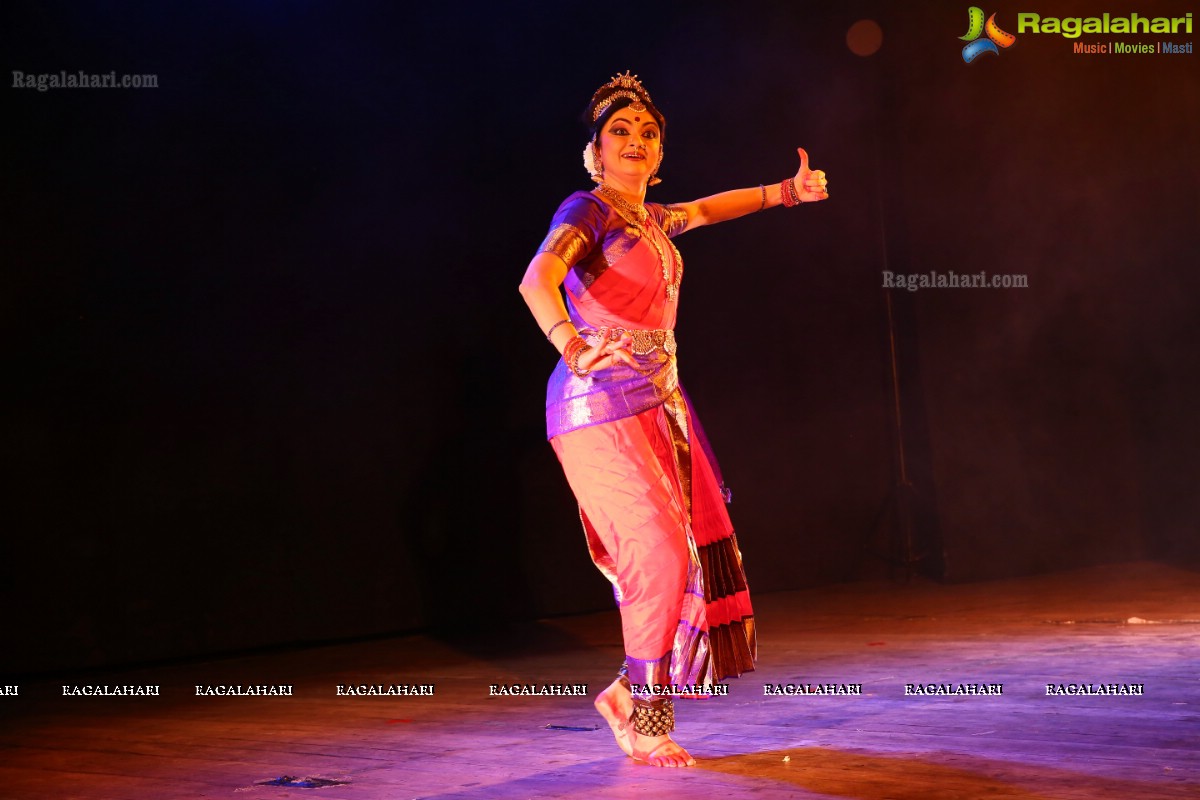 Pratidwandi Ramayana presented by Uma Dogra, Deepika Reddy, Gopika Varma, Deepak Mazumdar & Jhansi Laxmi