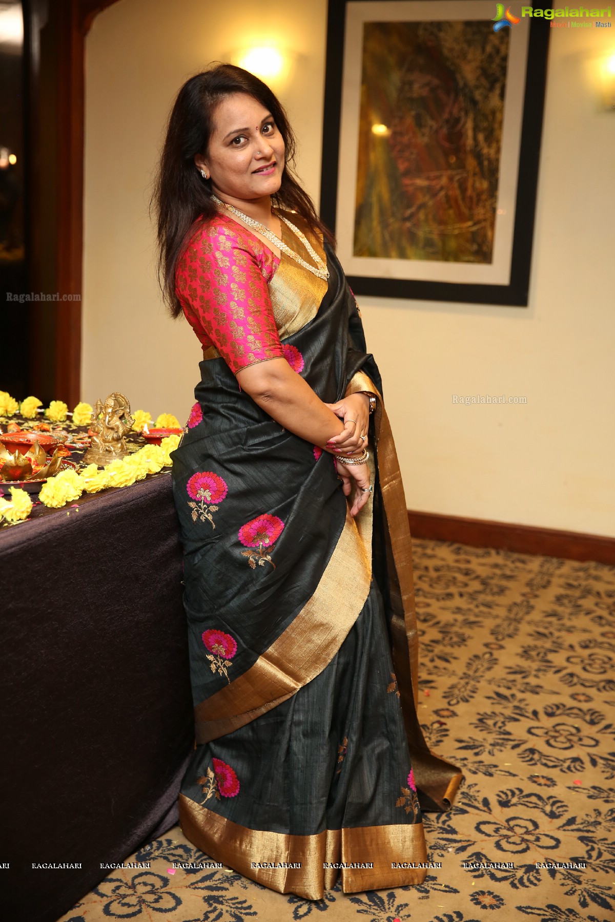 Diwali Pre-Bash by Queens Lounge at Taj Banjara, Hyderabad