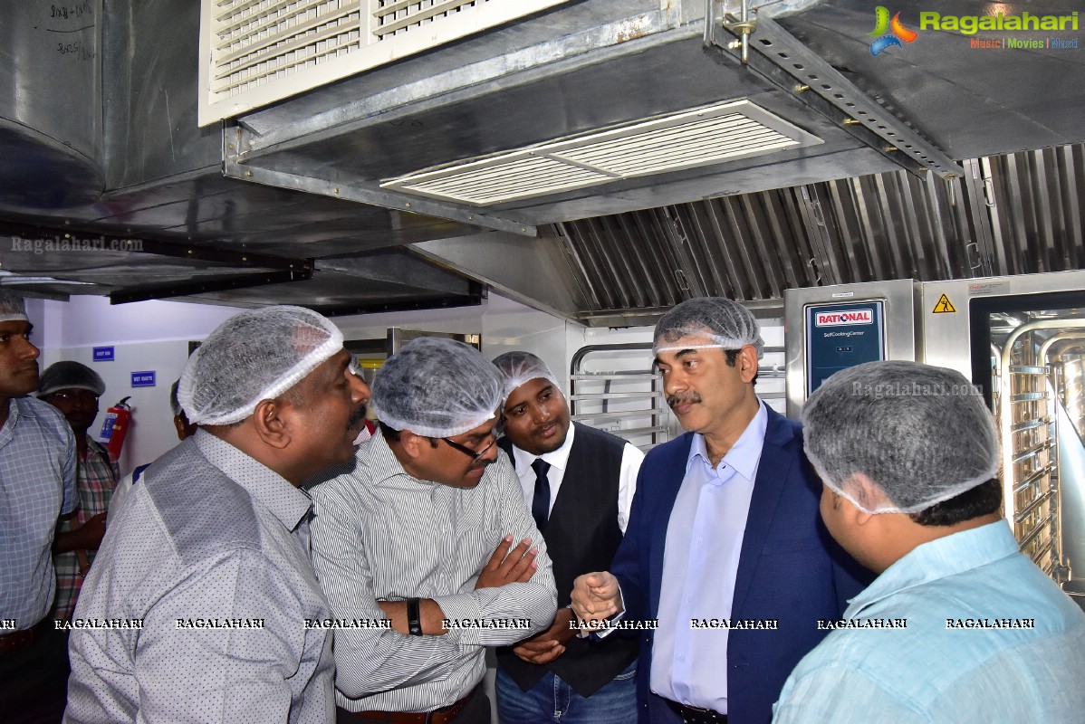 Jayesh Ranjan Inaugurates KLCPs Mega Commercial Kitchen Setup at KPHB 