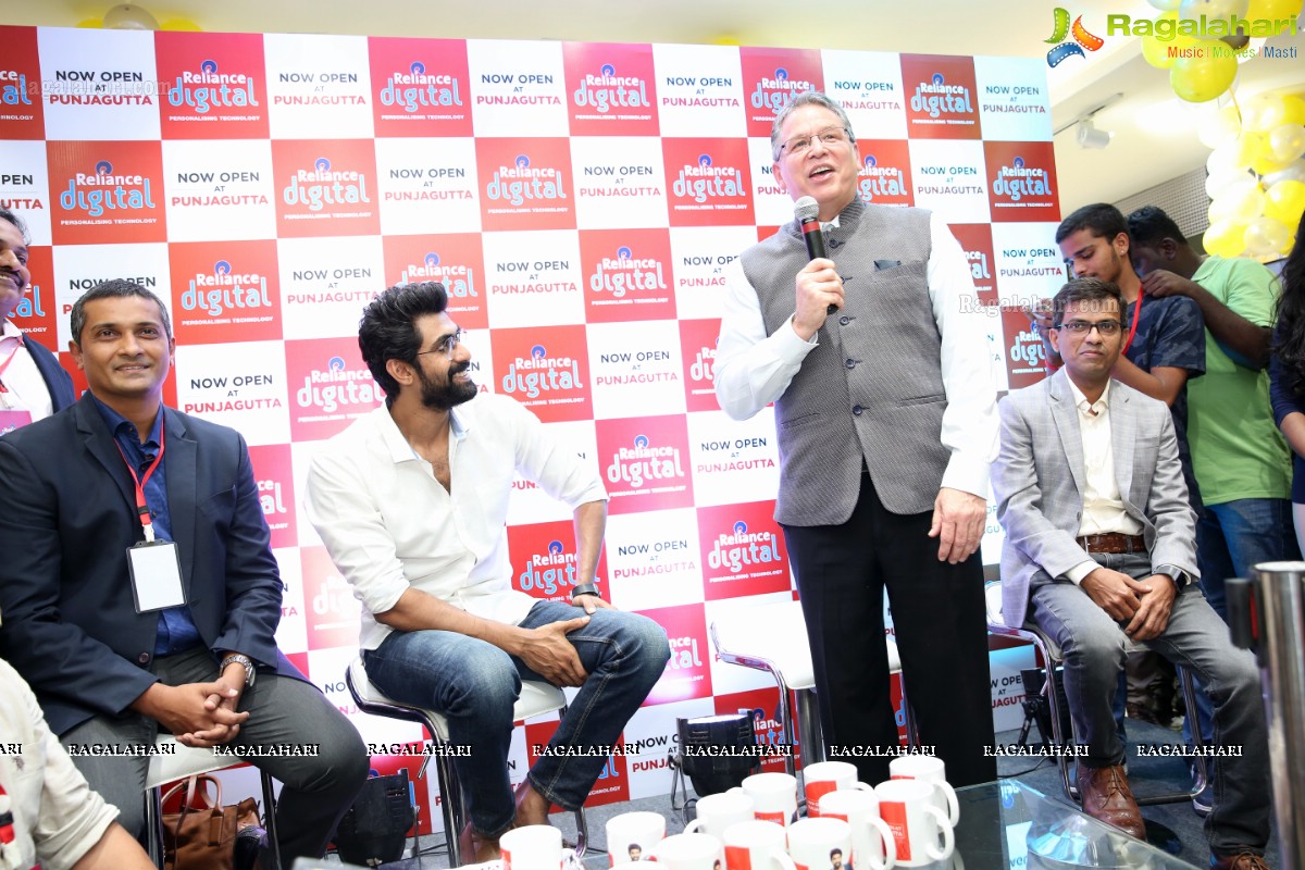 Raana launches Reliance Digital store at Punjagutta