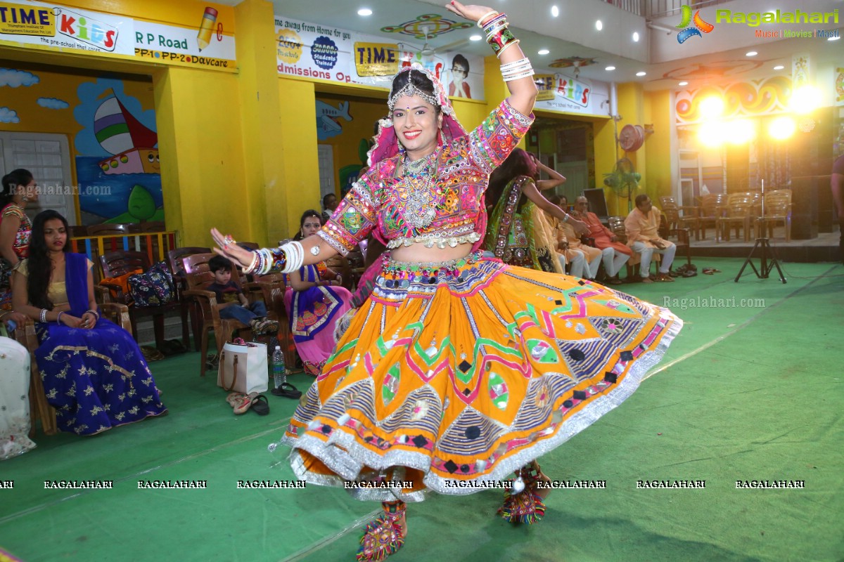 Raas Garba by Junior Samarpan at Gujarati High School