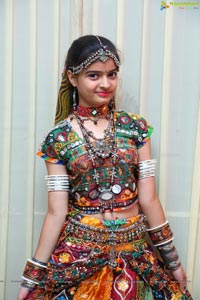 Raas Garba by Junior Samarpan at Gujarati high School