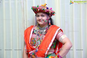 Raas Garba by Junior Samarpan at Gujarati high School