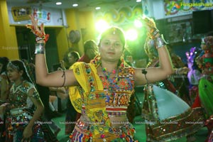 Raas Garba by Junior Samarpan at Gujarati high School