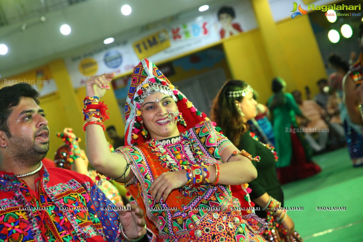 Raas Garba by Junior Samarpan at Gujarati High School