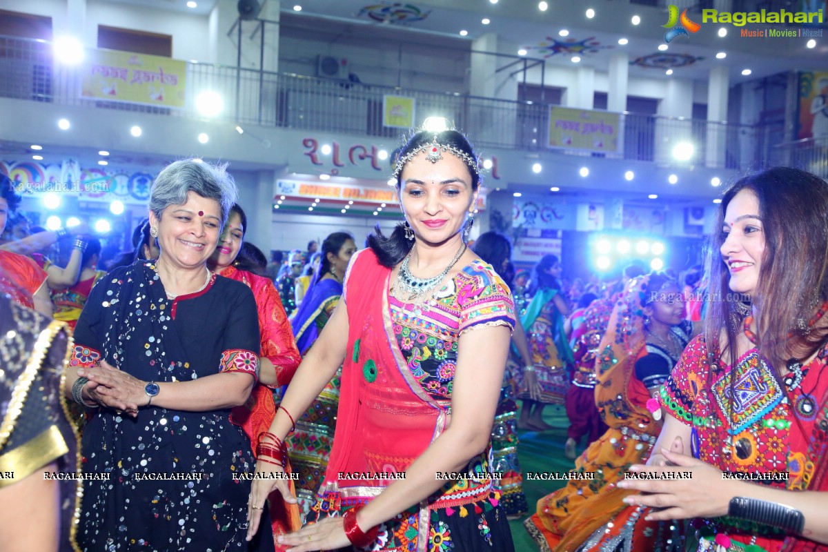 Raas Garba by Junior Samarpan at Gujarati High School