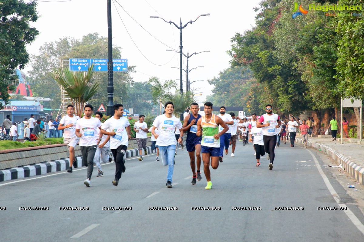 Race for Grace - CANcerRun 2018 at Necklace Road