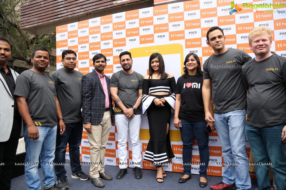 Happi Mobiles Banjara Hills store inaugurated by Rashmika Mandanna