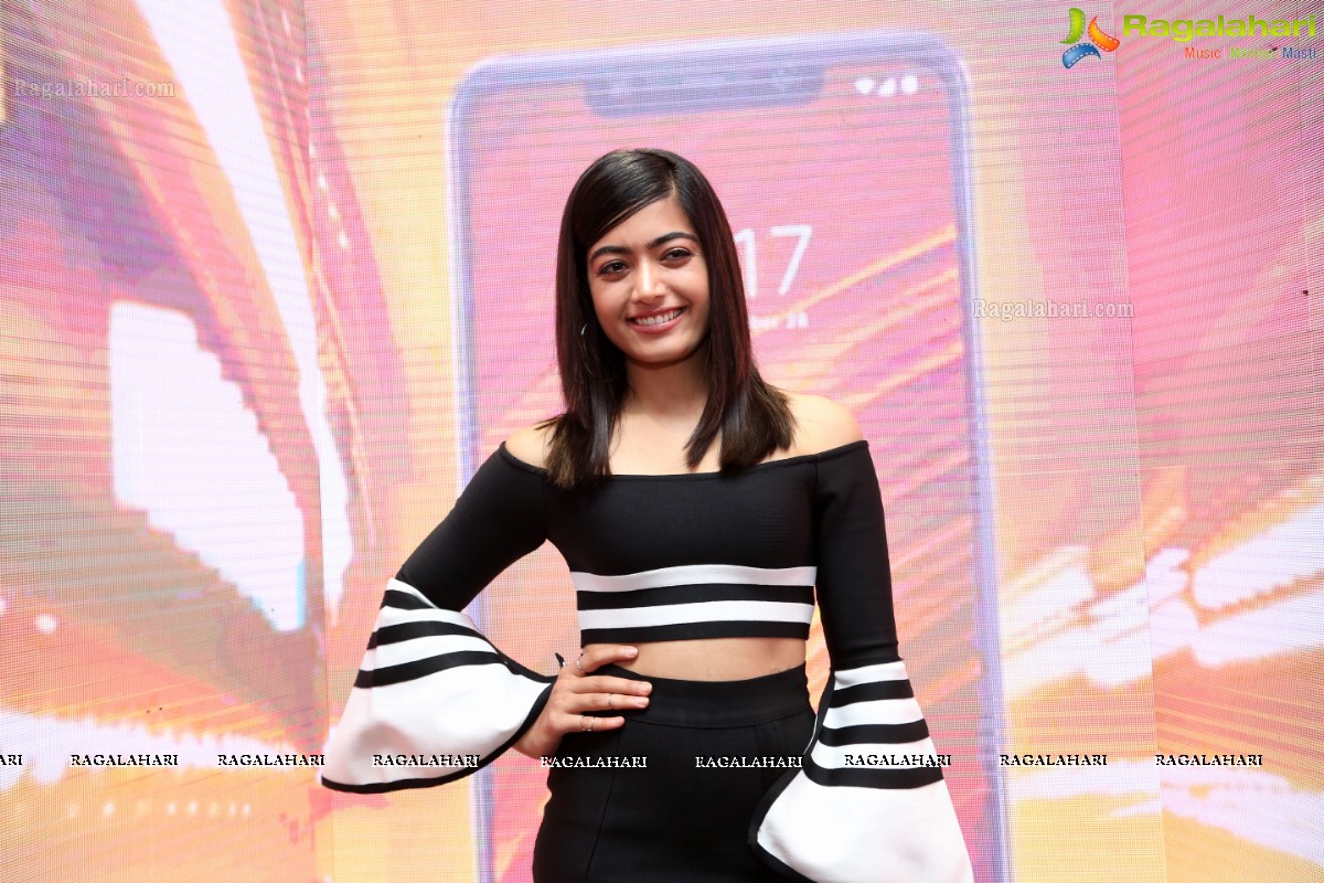 Happi Mobiles Banjara Hills store inaugurated by Rashmika Mandanna