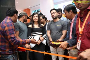 Happi Mobiles Banjara Hills store Launch