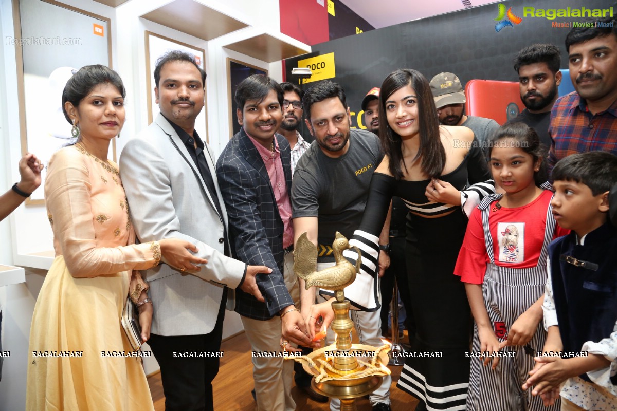 Happi Mobiles Banjara Hills store inaugurated by Rashmika Mandanna