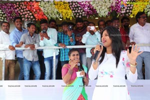 Rashmika Mandanna Launches CMR Shopping Mall