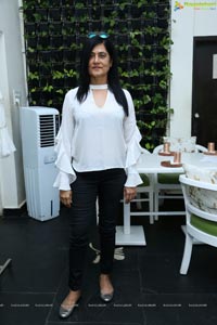 Sheena Wadhawan's Runway White Exhibition