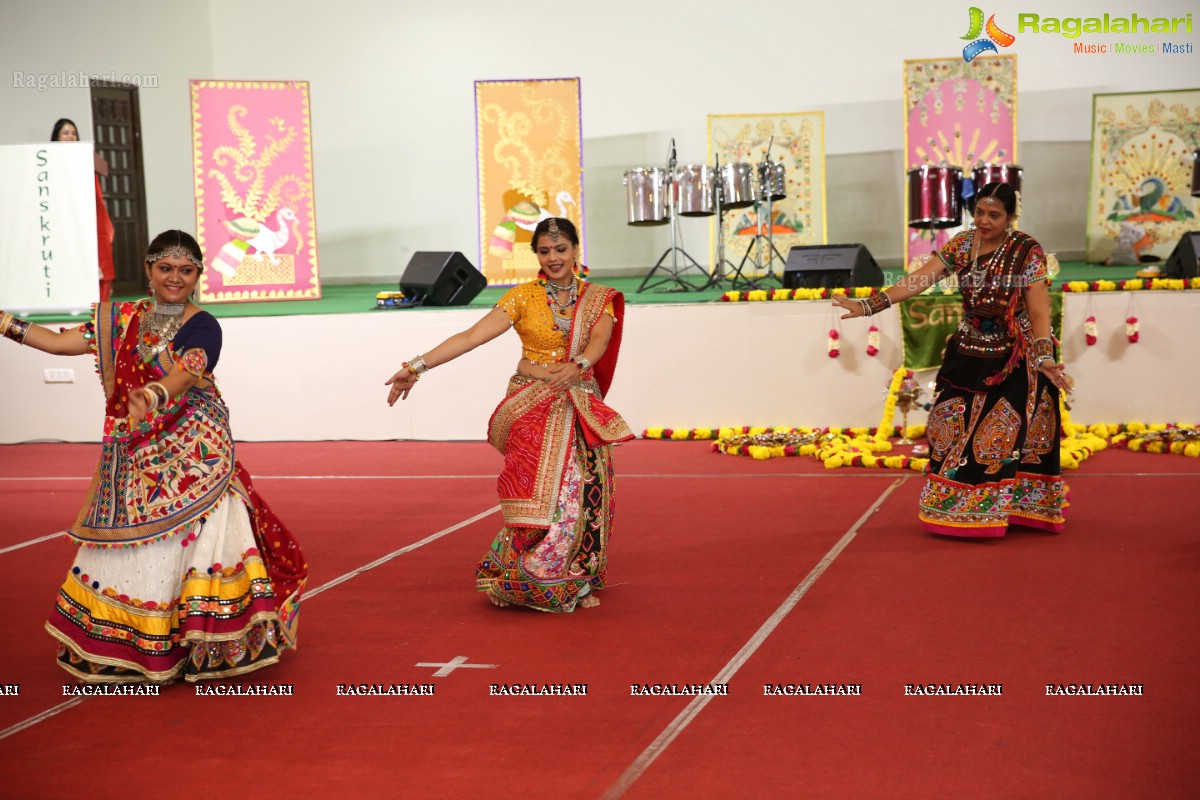 Sanskruti Ladies Club Dandiya 2018 at Jalvihar