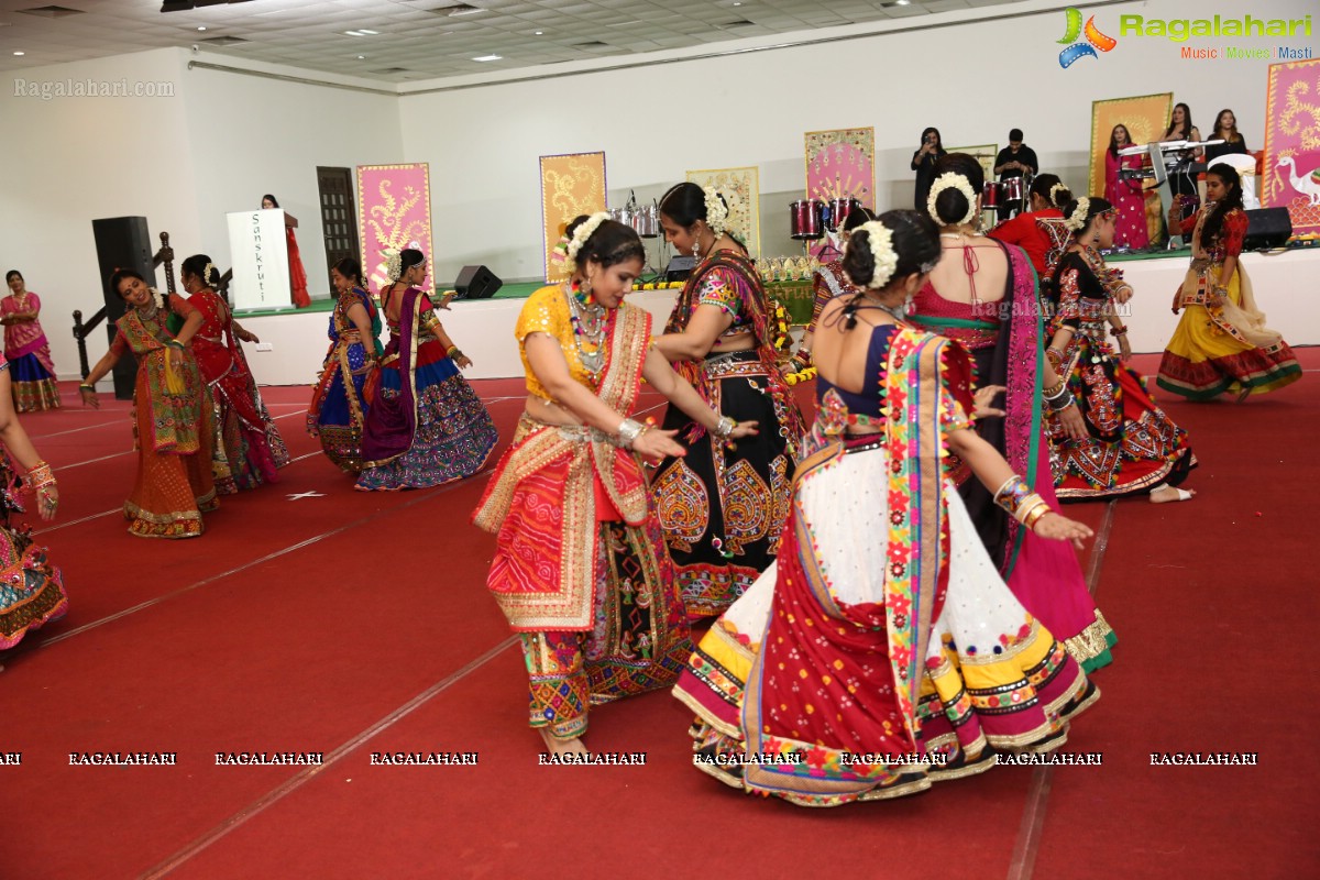 Sanskruti Ladies Club Dandiya 2018 at Jalvihar